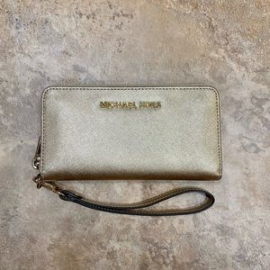 Michael Kors Wristlet for Smartphone